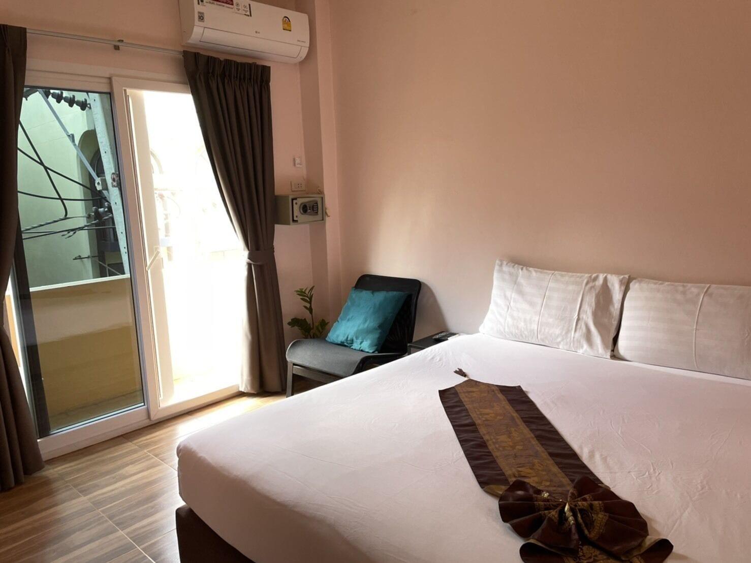 Sureena Hotel Pattaya Ngoại thất bức ảnh